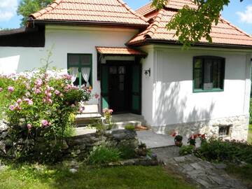 Фотографии Проживание в семье Casa Fără Ceas г. Pietroasa (Румыния) №1 Фото Проживание в семье Casa Fără Ceas г. Pietroasa 1