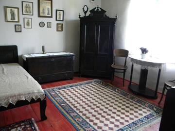 Фото номера Семейный номер с общей ванной комнатой Проживание в семье Casa Fără Ceas г. Pietroasa 4